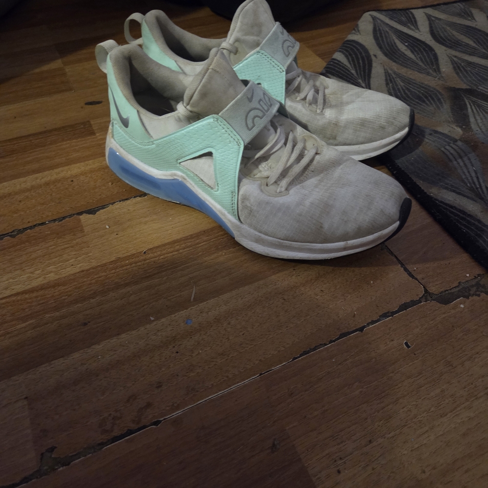 Nike Women's Athletic Slip-On Sneakers in Light Gray and Mint